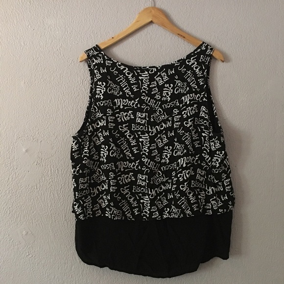 Torrid French Graffiti Challis Tank Top Size 2X - Picture 4 of 5